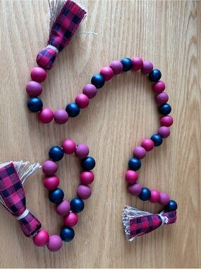 FARMHOUSE BEADS